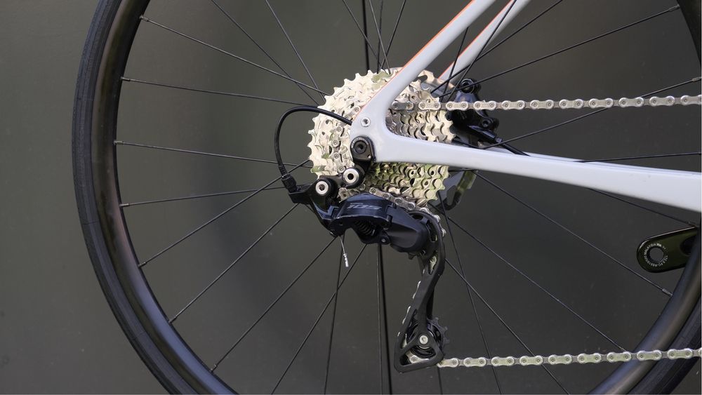 Шосейний велосипед Cannondale Synapse Carbon 3 105