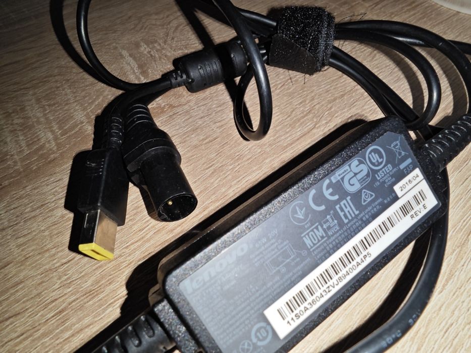 Zasilacz Samochodowy LENOVO YOGA 65W SLIM