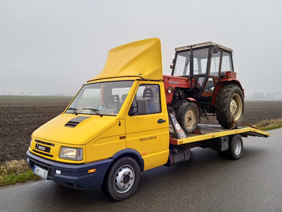 autopomoc autolaweta transport a1 autostrada zetor ursus minikoparka