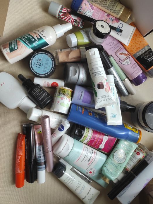 Zestaw kosmetyków używanych