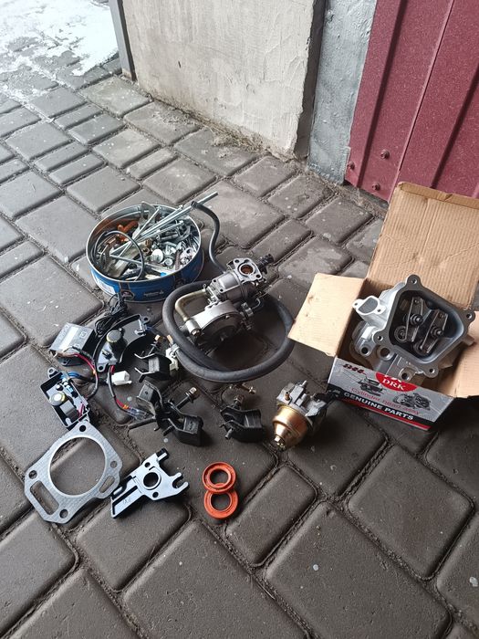 Запчасти для бензогенератора,2,8-3,2Квт