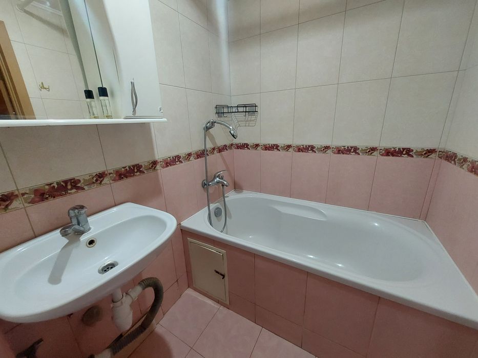 Продам 1-кімнатну, вул. Героїв Маріуполя 9, М Іподром