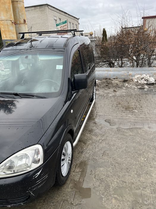 Продам авто опель комбо