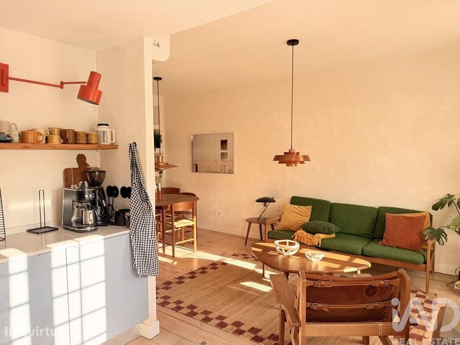 Apartamento T2 em Misericórdia de 62,2 m2