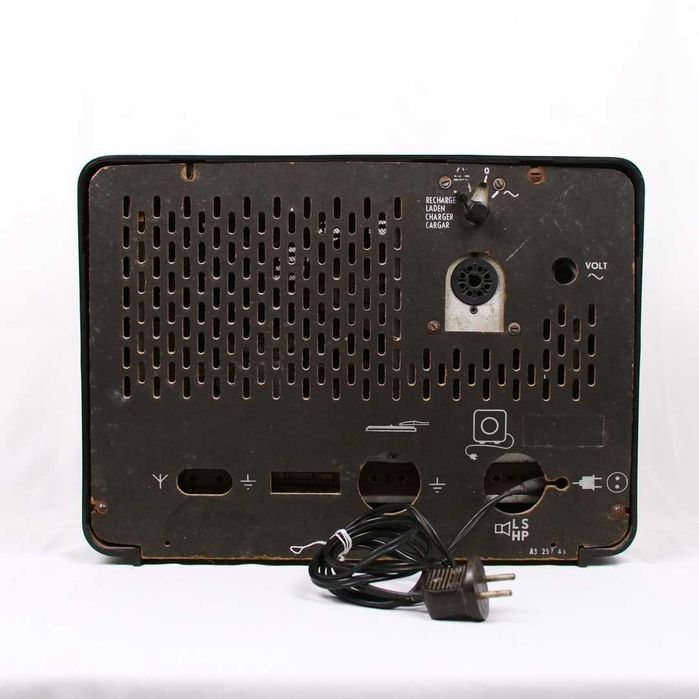 Rádio a válvulas Philips B4X67Z