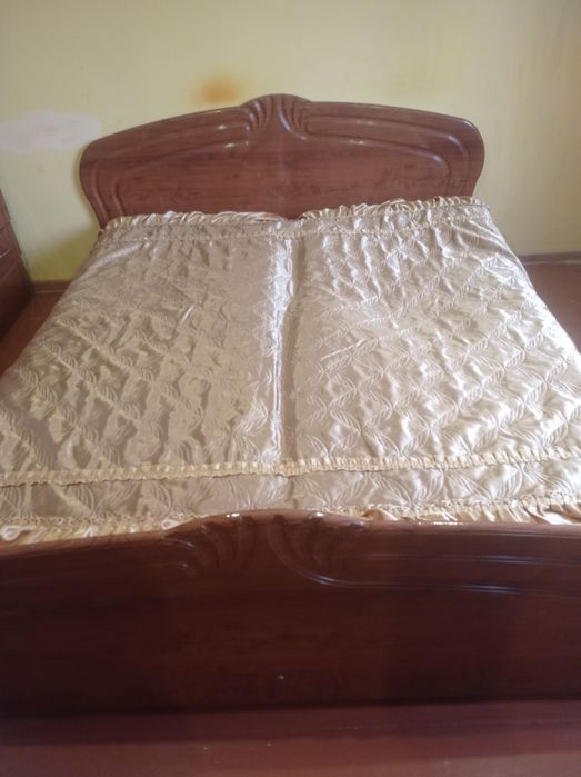 Меблі в спальню )