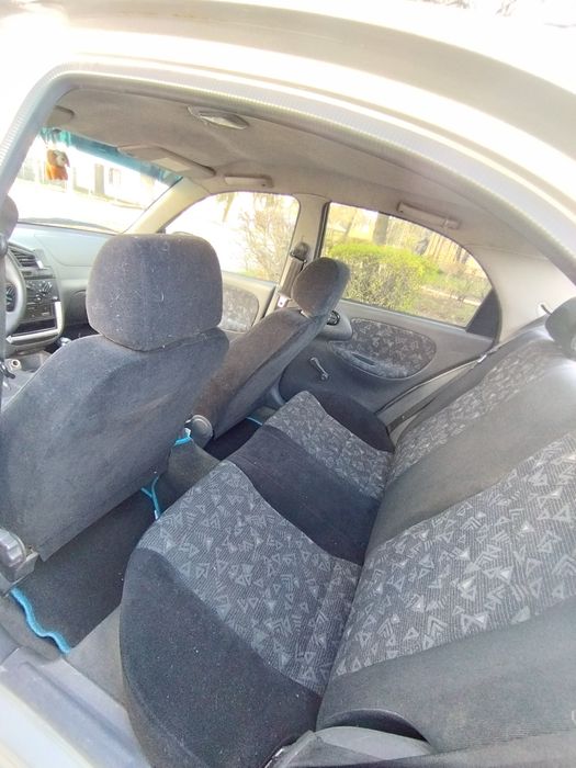 Продам автомобіль Daewoo Lanos 1.5