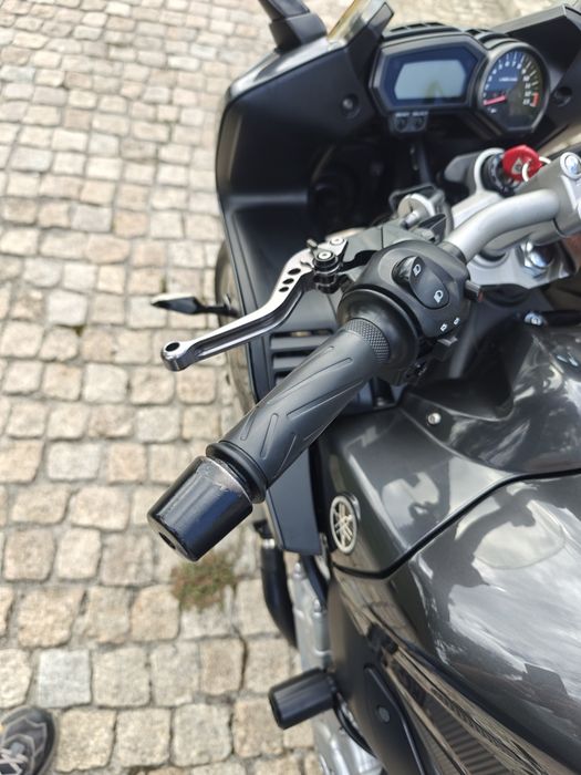 Yamaha FZ1 1000cc