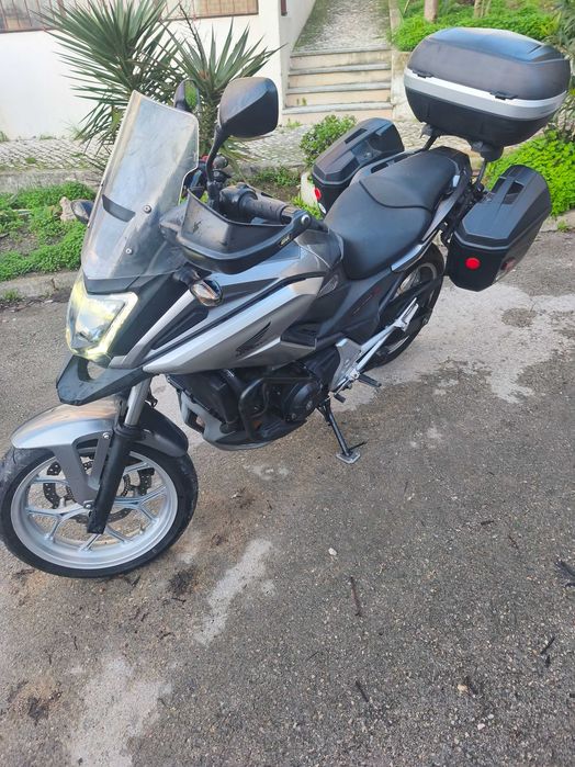 Honda Nc750x  bem estimada