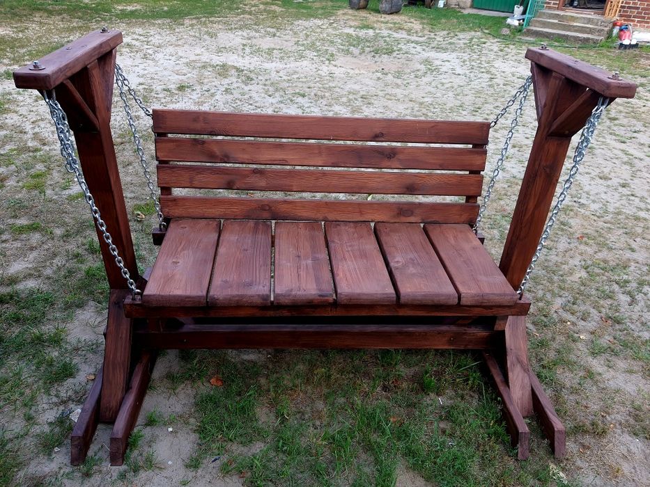 Wisząca ławka impregnowana
