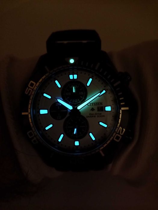 Японские мужские 200м дайверские часы - Citizen Eco-Drive CA0825-05A