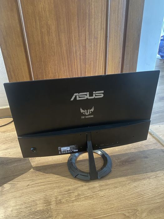 ASUS TUF Gaming VG279Q1R avariado – só para peças