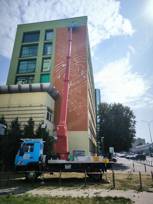 Podnośnik koszowy Wynajem 18-27M Białystok zwyżka  24H