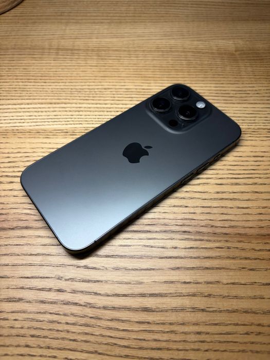 iPhone 15 Pro 256Gb Black Titanium