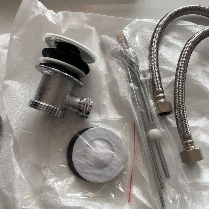 Bateria umywalkowa + korek