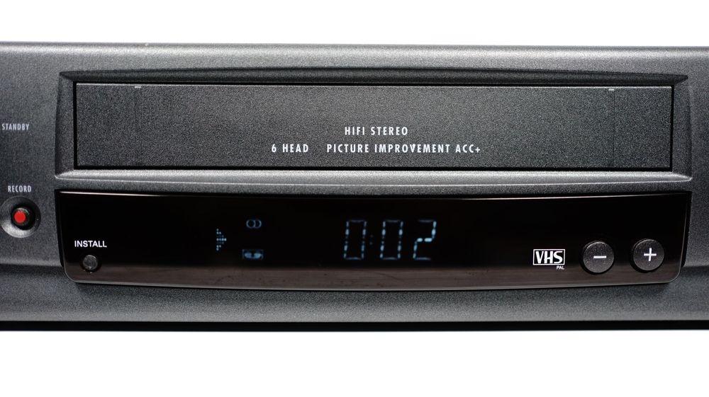 Magnetowid nagrywający GRUNDIG GV 8401 VHS VCR 6-głowic Hi-Fi Stereo