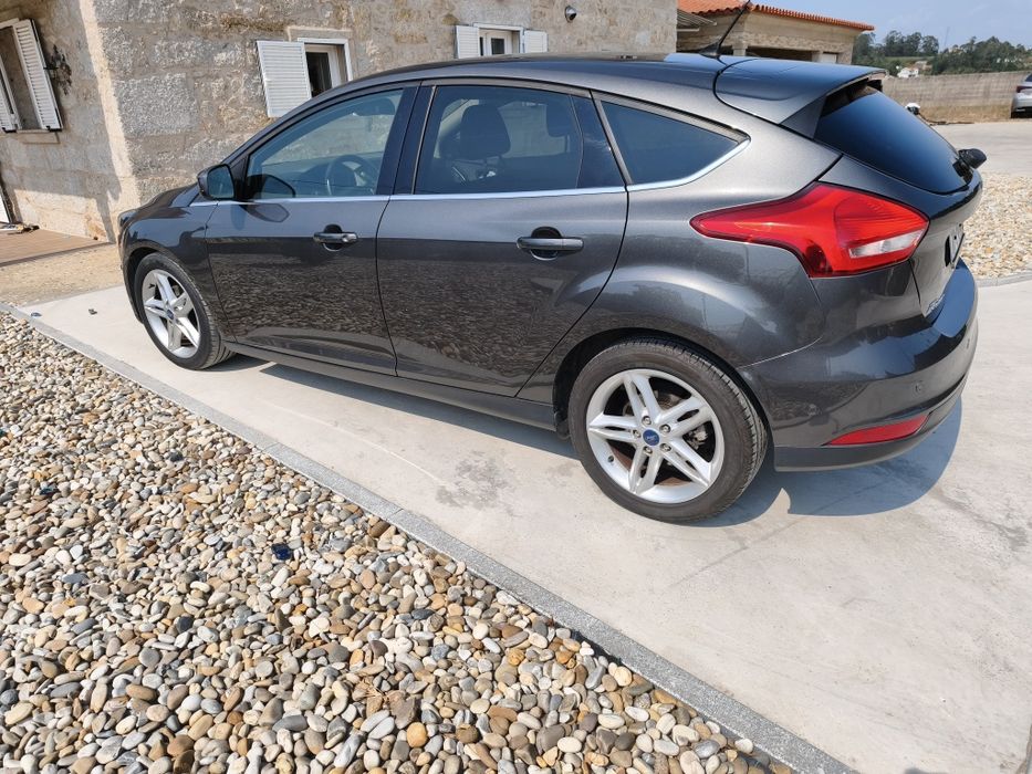 Ford focus 1.5 TDCI Titanium 2015