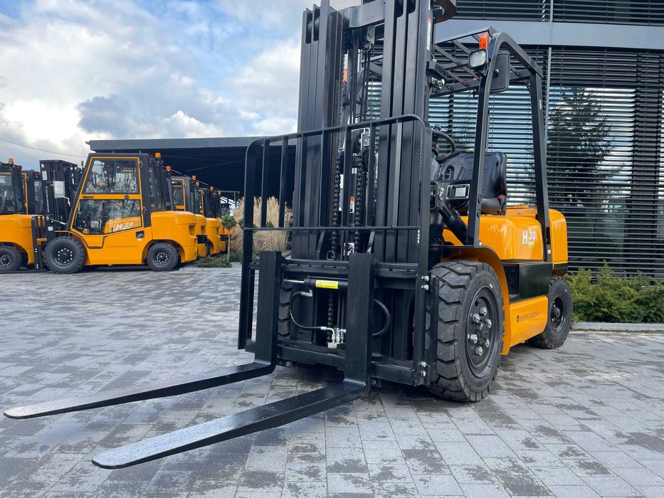 Nowy wózek widłowy Gunter Grossmann  3,5T maszt  triplex