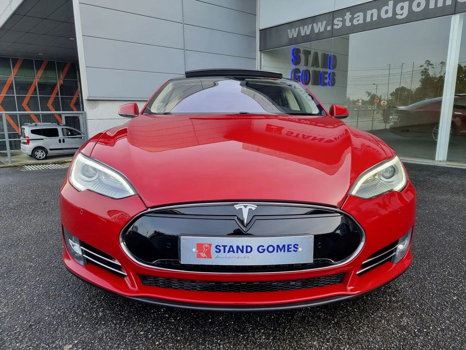 Tesla Model S 85 Perfomance