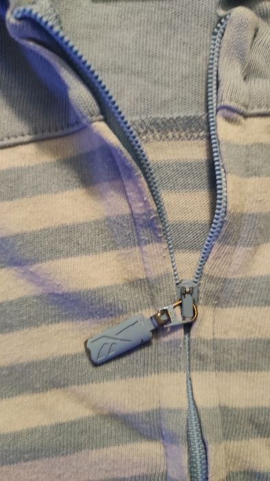 Bluzy z kapturem, r74