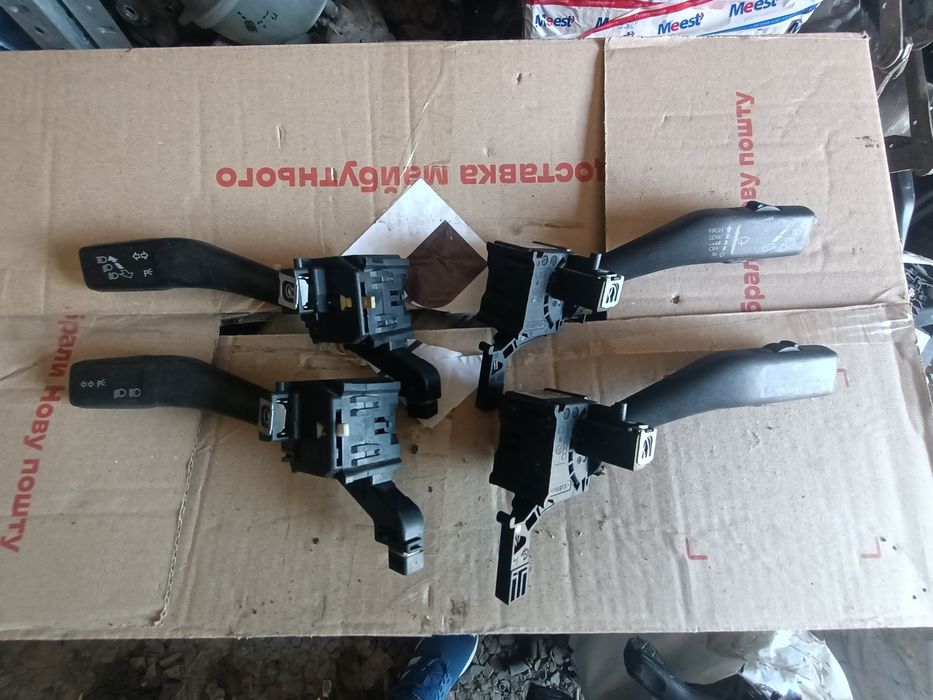 Переключатель подрулевой c круизом (гитара) Skoda Audi Vw Seat