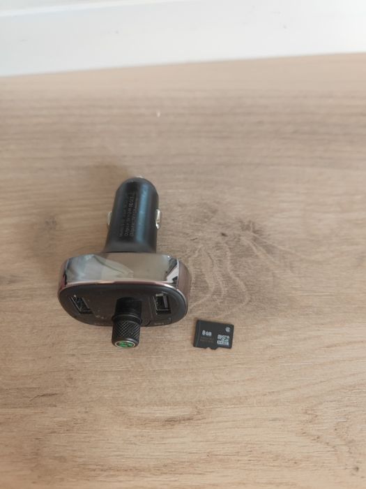 Bluetooth-FM-трансмітер Baseus