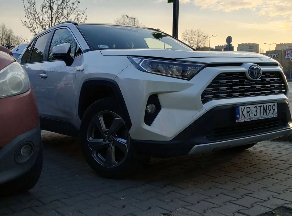 Toyota RAV4 Piękna Toyota Salon Polska