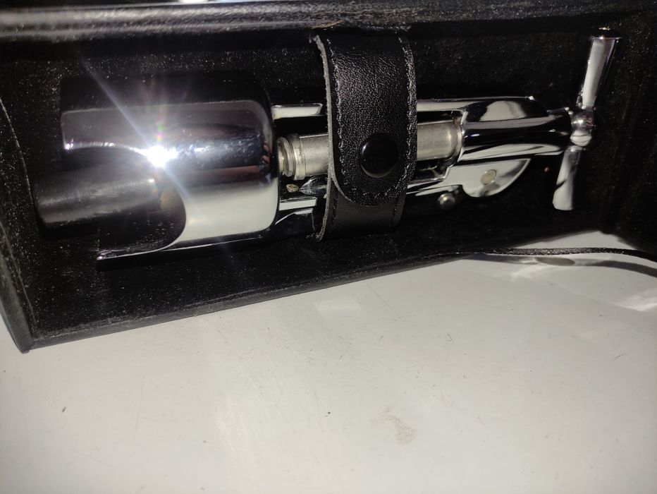 Saca rolhas com acessórios - novo