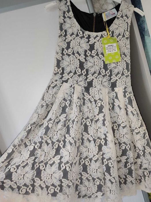 Сукня сарафан на 136-150 см  гіпюр кружево