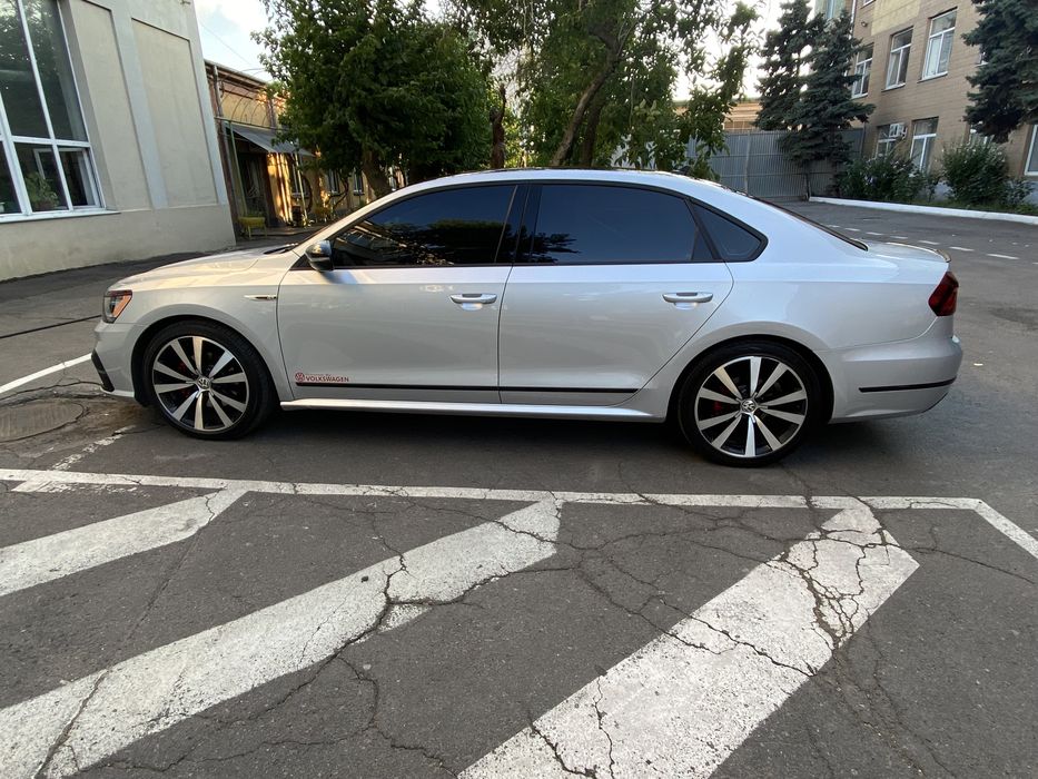 Фольцваген пассат GT -18 г 3.6 V6