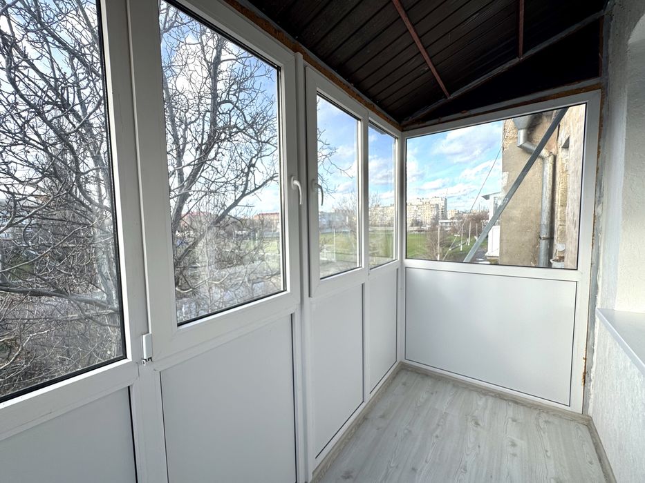 Продажа 3к в центре со своим гаражом