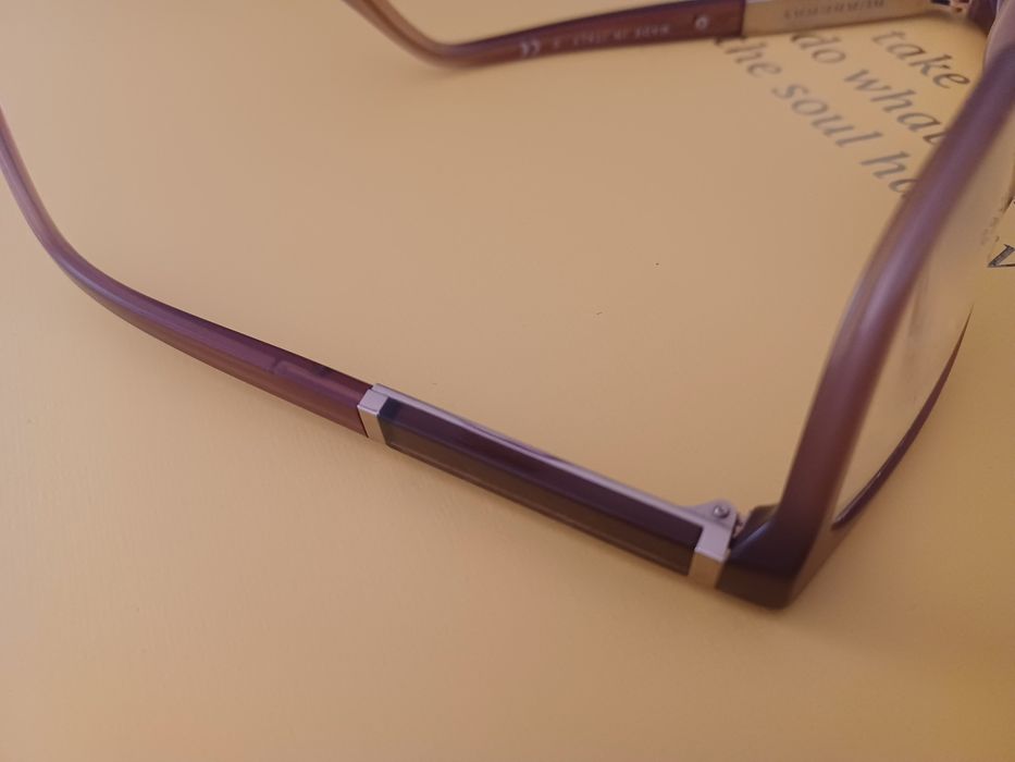 Ocúlos Burberry em bom estado