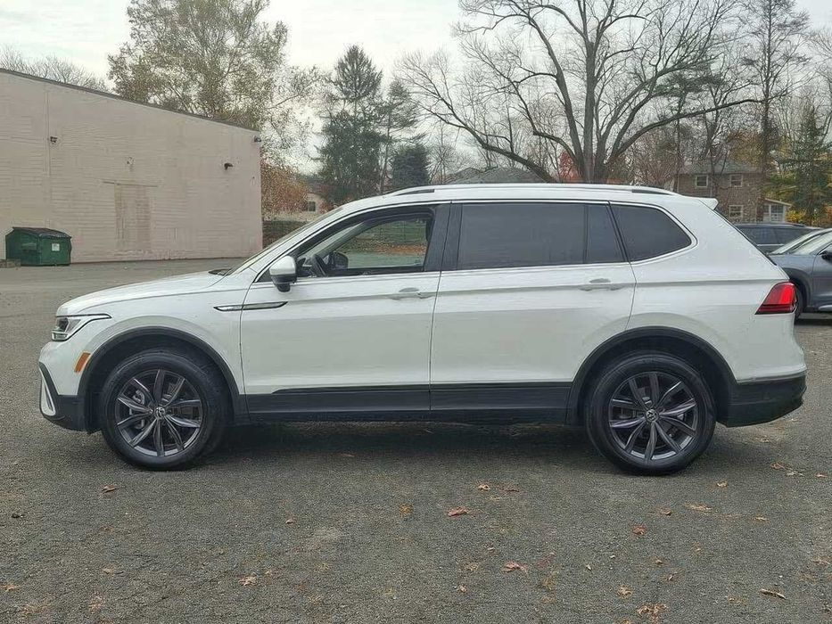 Volkswagen Tiguan SE 4Motion      2023