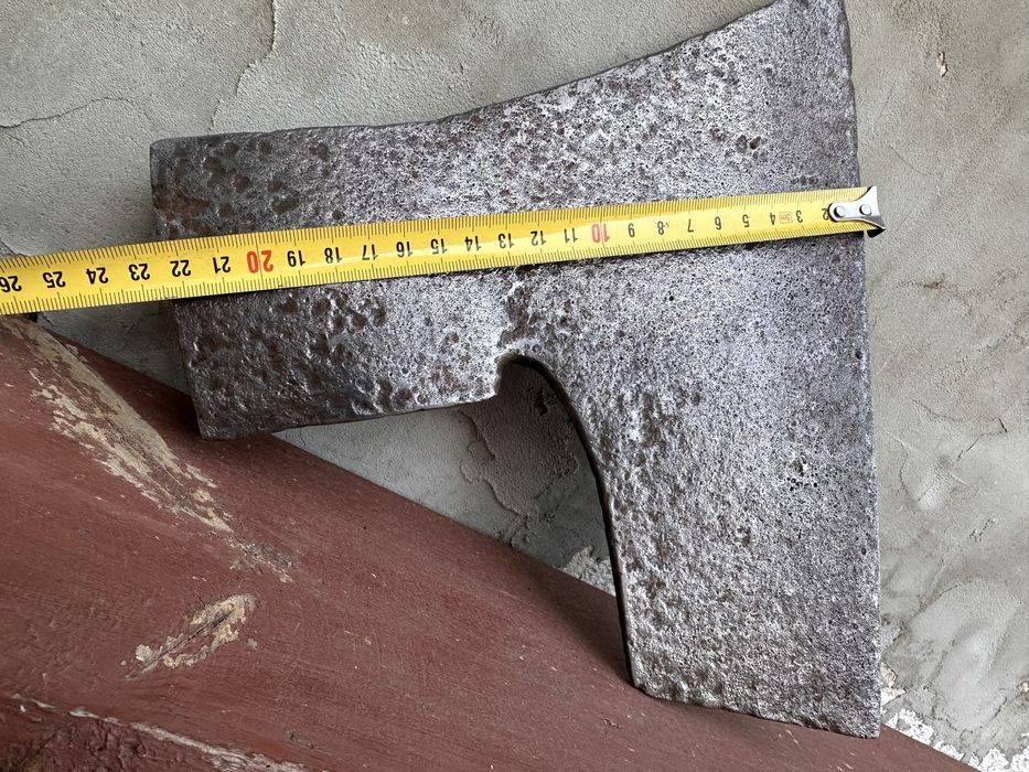 Dla Pana Krzysztoferc 2 duże  stare topory  kuty vintage oldschool