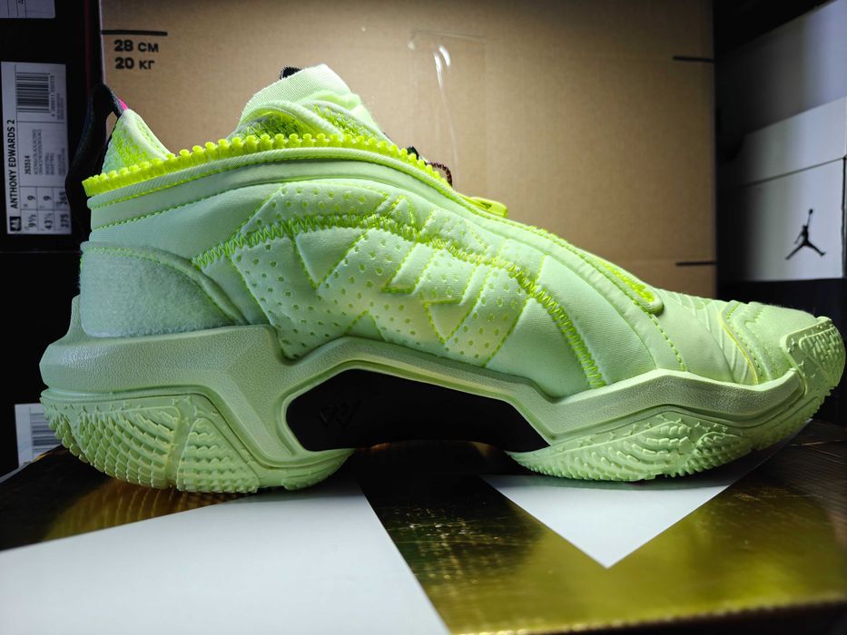 Оригінальні баскетбольні кросівки Jordan Why Not 6