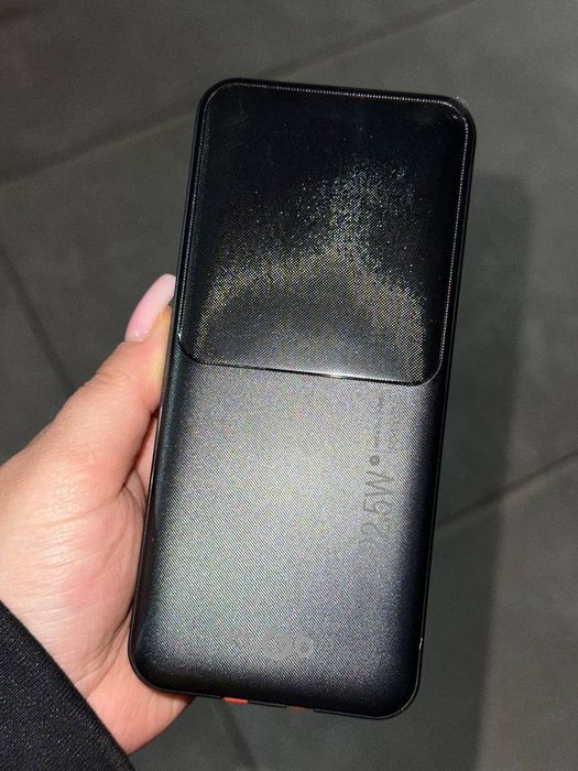 Power Bank бренду KLGO ємністю 20 000 мАг