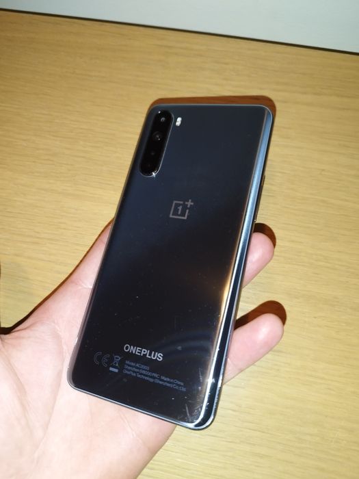 OnePlus Nord AC2003 smartphone smartfon telefon uszkodzony nie włącza się na części