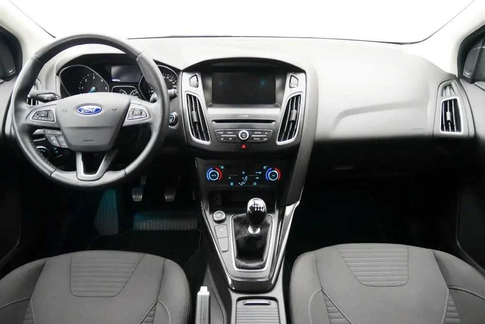 Ford Focus Station 1.5 TDCi Titanium 120 cv – Excelente Estado!