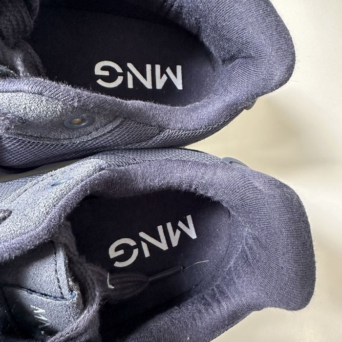 Mango кросівки 30 і 36