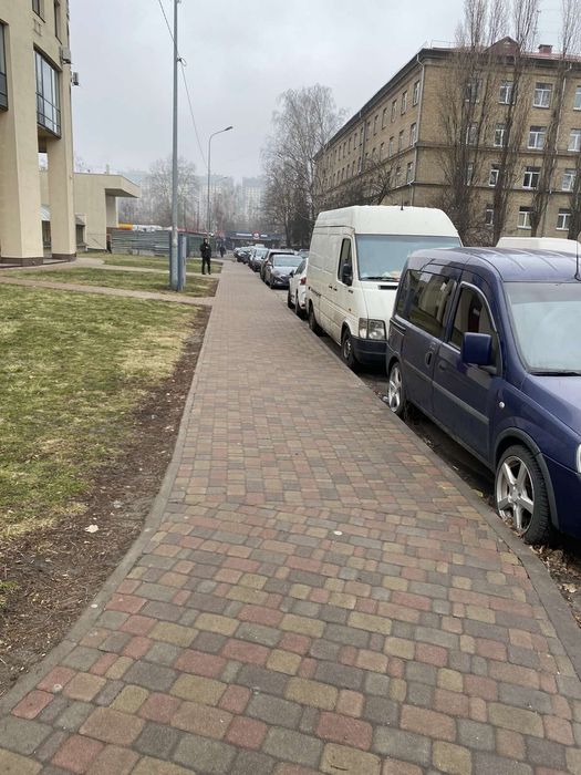 Голосіївський, ЖК Сонячна Брама. Ломоносова. ВДНХ.