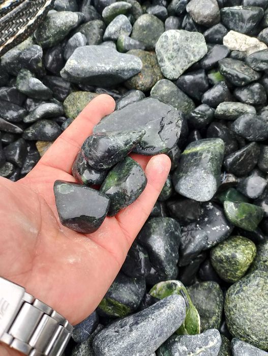 Kamienie Dekoracyjne do Twojego Domu i Ogrodu/ Wyspa Kruszyw