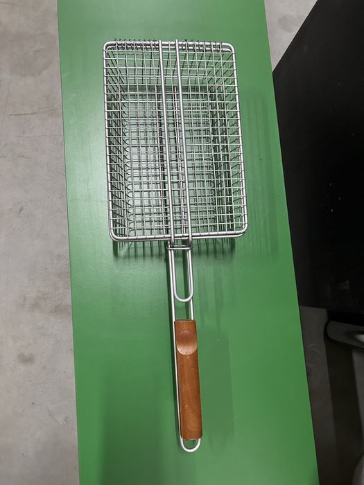 Глибока решітка для грилю