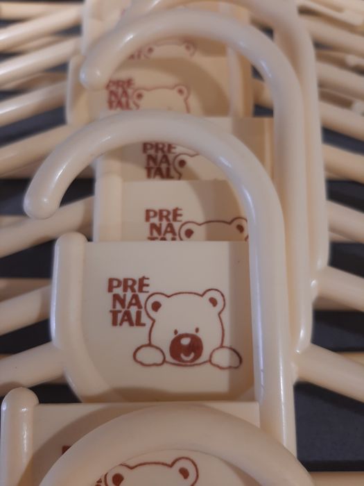 Cabides como NOVOS Pré - Natal