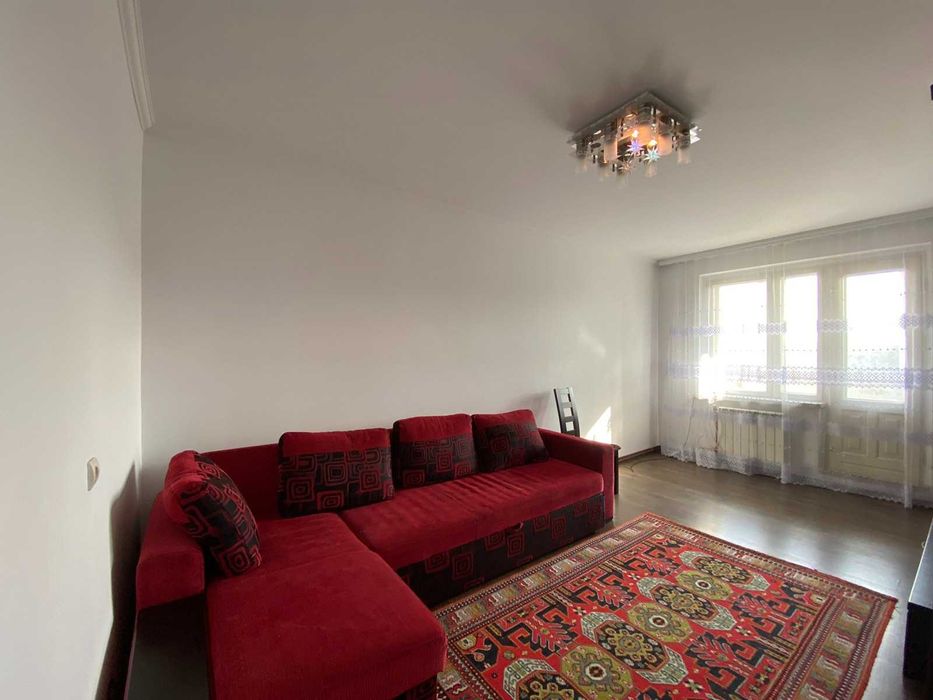 Трикімнатна квартира в р-ні автостанції на вул. Костомарова