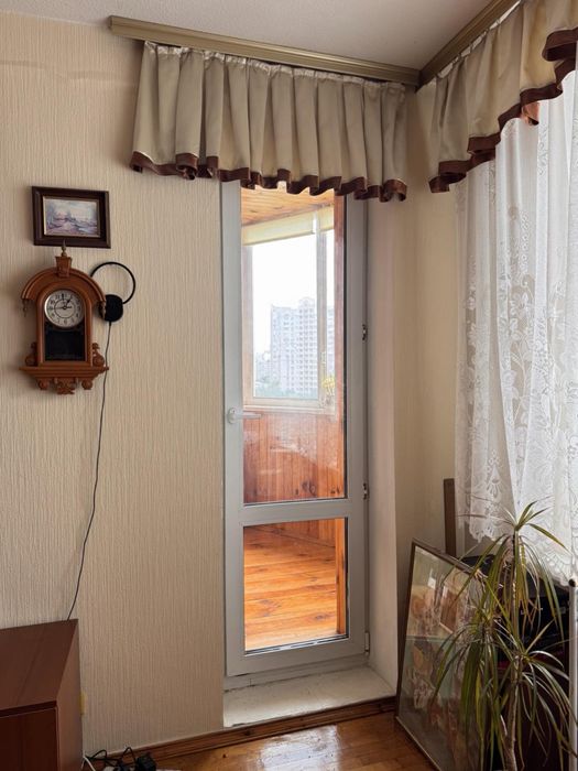 Продаж 2-к кв 70м2 Позняки Григоренко буд.15