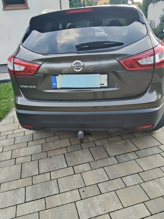 Sprzedam Nisana rok 2016 bezwypadkowy serwisowany