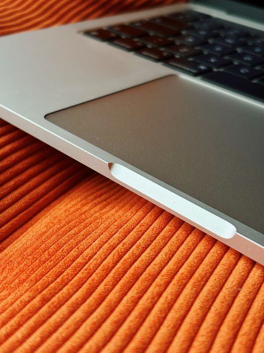 MacBook Pro M1 13 cali / 512 SSD / 16 GB