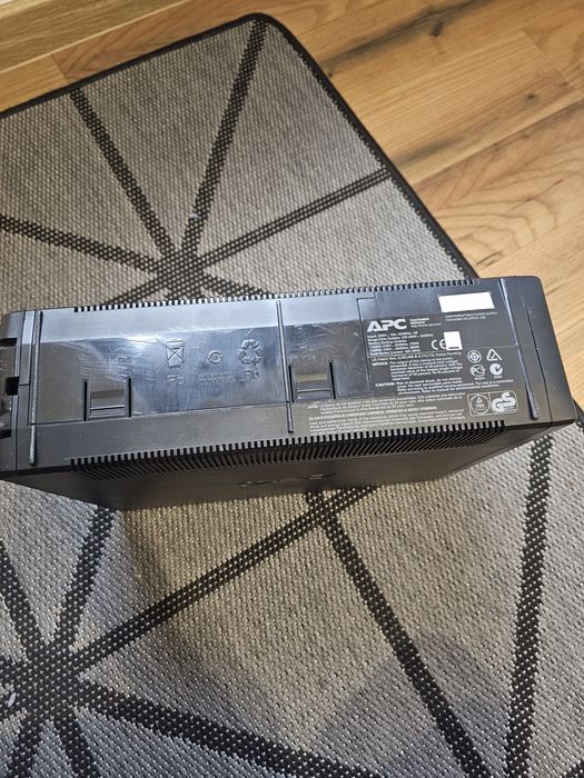 UPS APC 1500PRO BR1500GI Sprawny za 1/4 Ceny Nowego