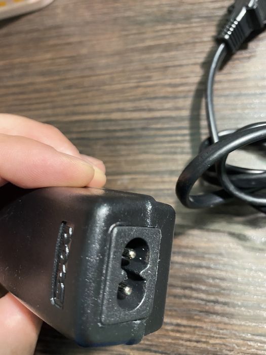 Блок питания DORS 12V 2,5A 30W  разйом 5,5х2,5мм