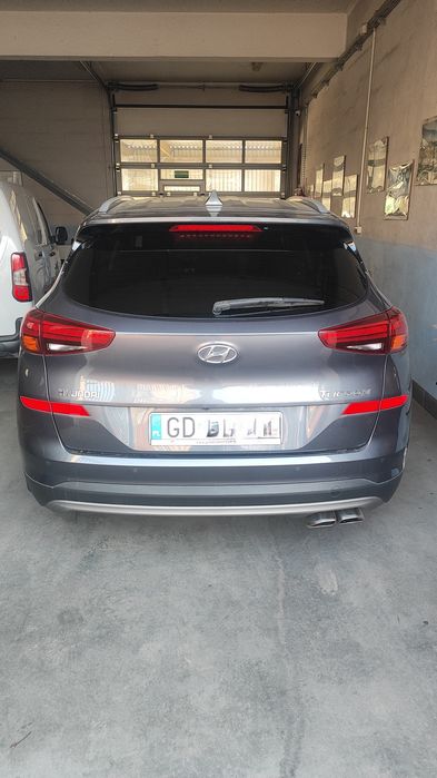 Скло кришки багажника  HYUNDAI Tucson 2016 р.